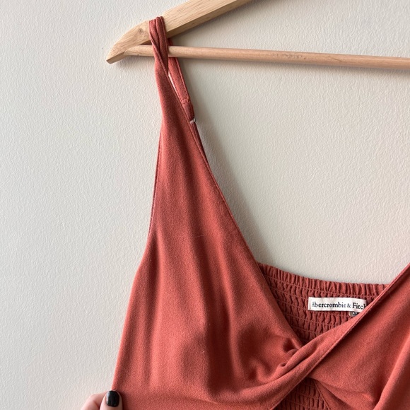 Abercrombie&Fitch Rust Orange Fall Sleeveless Cross front detail Jumpsuit SIZE M - Picture 3 of 6